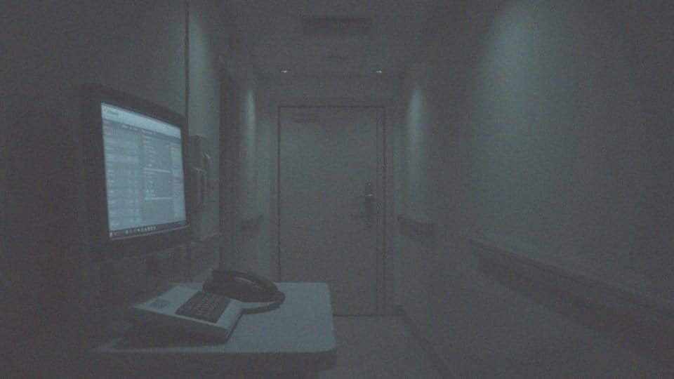 Czy szpital informuje o zgonie w nocy? Procedury i obowiązki